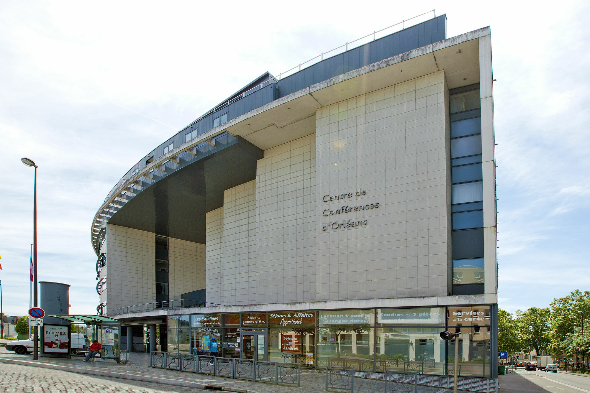 Sejours & Affaires Orleans Jeanne D'Arc Aparthotel Exterior photo